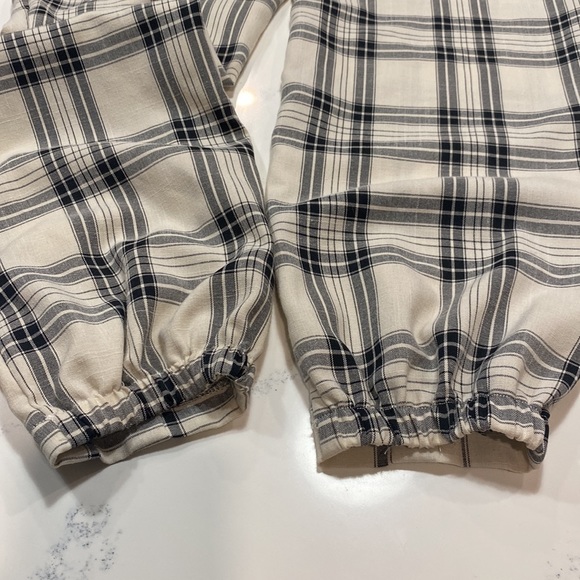 High Waist Fold Pleat Tartan Pants - Picture 8 of 12